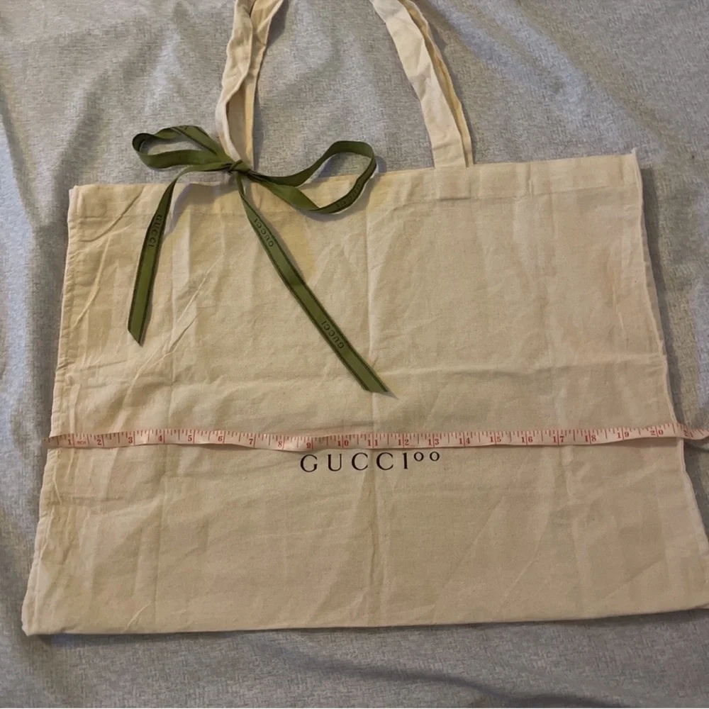Gucci Beige Tote with Olive Ribbon - Picture 1 of 7